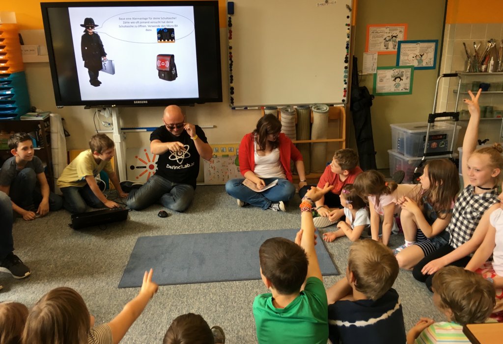 #MadeByKids 2nd step – Micro:bit als Schultaschen-Alarmanlage